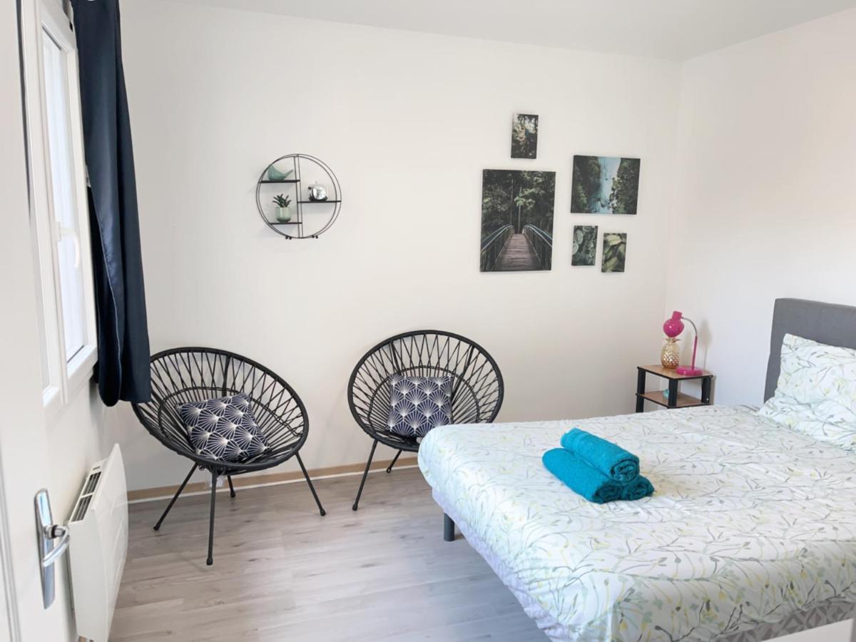 Jolie Appartement 2 Chambres 65M2 Au Centre Ville Fontenay-le-Comte Exterior photo